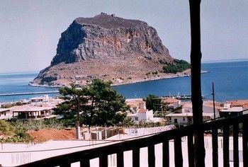Monemvasia Green Apartments Penzion