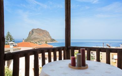Monemvasia Green Apartments Penzion 2*